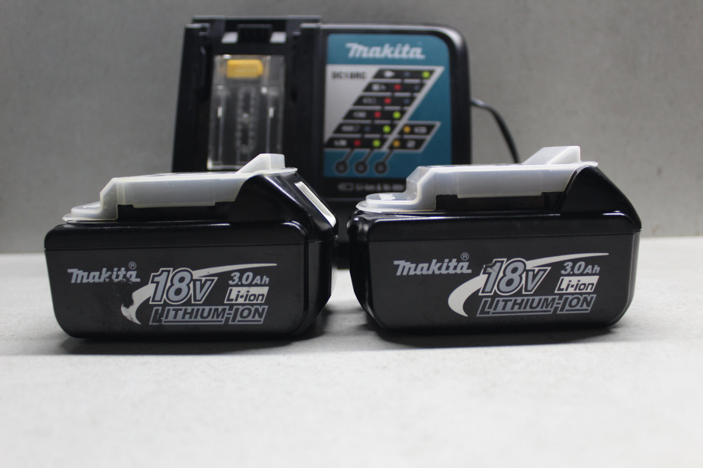 2No. BL1830 BATTERIES & 1No. DC18RC CHARGER, PLUS CASE - Pre-Owned